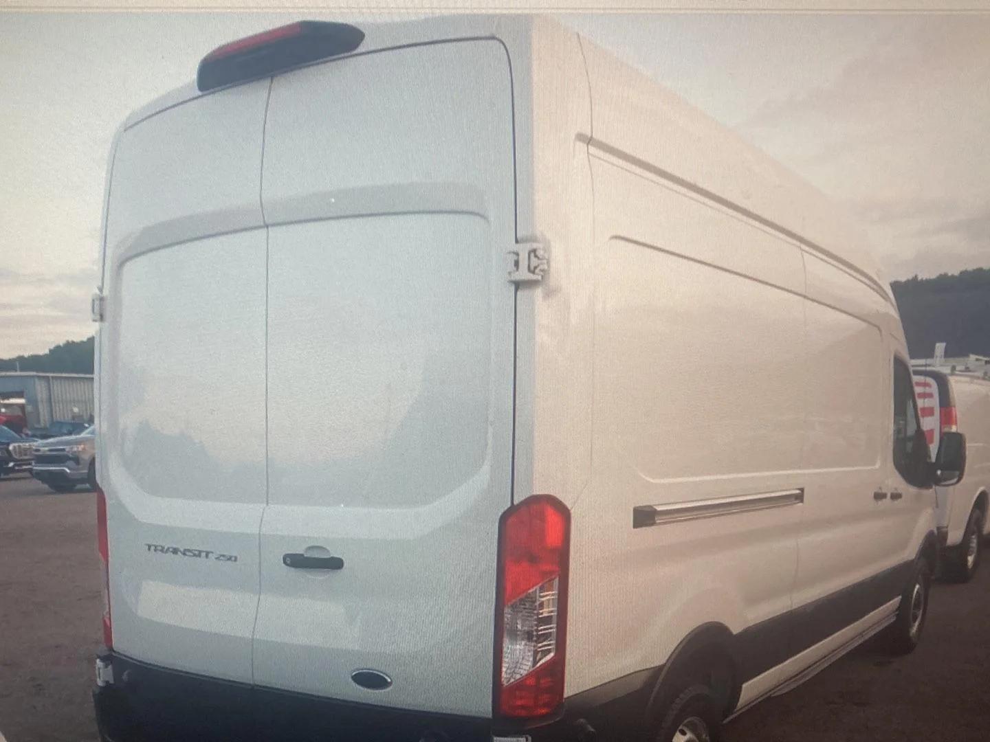 ford transit van 2025 1FTBR1X83SKA61639 image ford transit van 2025 1FTBR1X83SKA61639 image